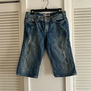 BKE Capri Size 32